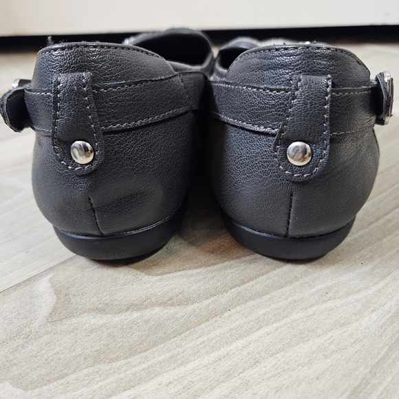 Womens Gray & black Doobu flats light weight slip ons Jeweled w crystals sz 8 - Picture 5 of 5